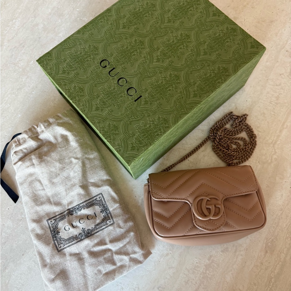 Gucci Beige Marmont Mini Bag - Picture 2 of 7
